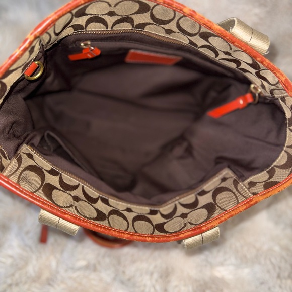 Coach Tan and Orange Signature Tote REHAB - Picture 12 of 12